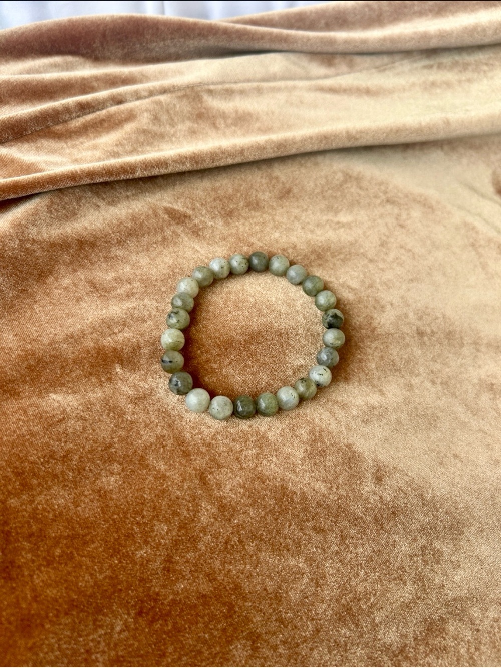 Labradorite Beaded Stretch Bracelet - Gray Green